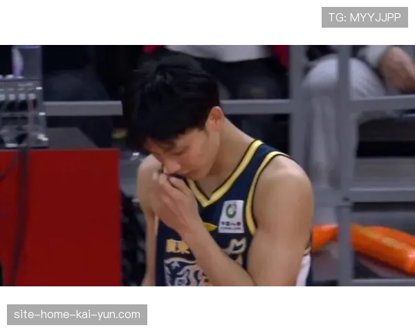 上海队九连胜终结广厦八连胜 本赛季强势登顶积分榜 上海队九连胜终结广厦八连胜 本赛季强势登顶积分榜